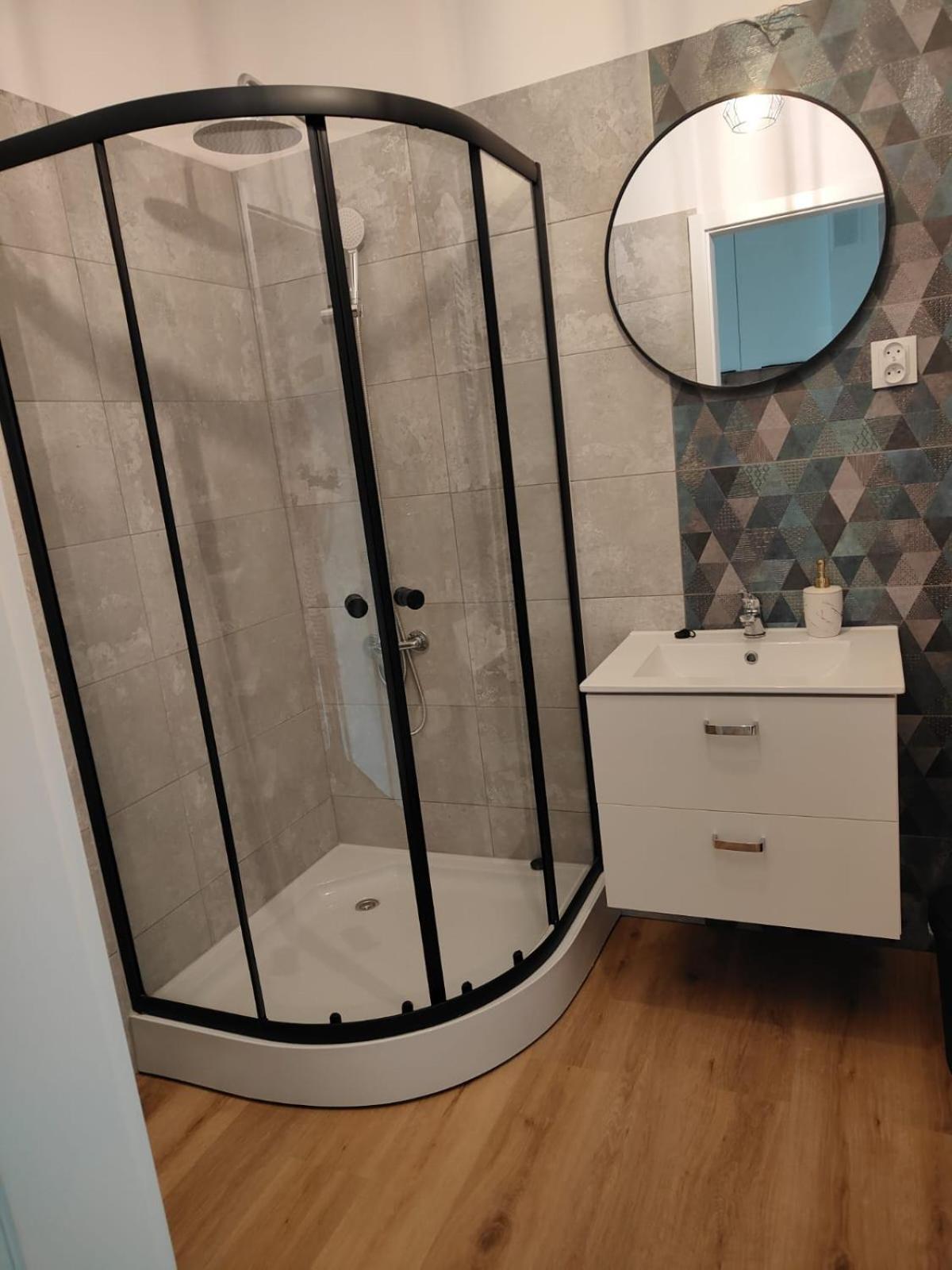 Apartament Dwupokojowy Blisko Onkologii Bromberg Exterior foto