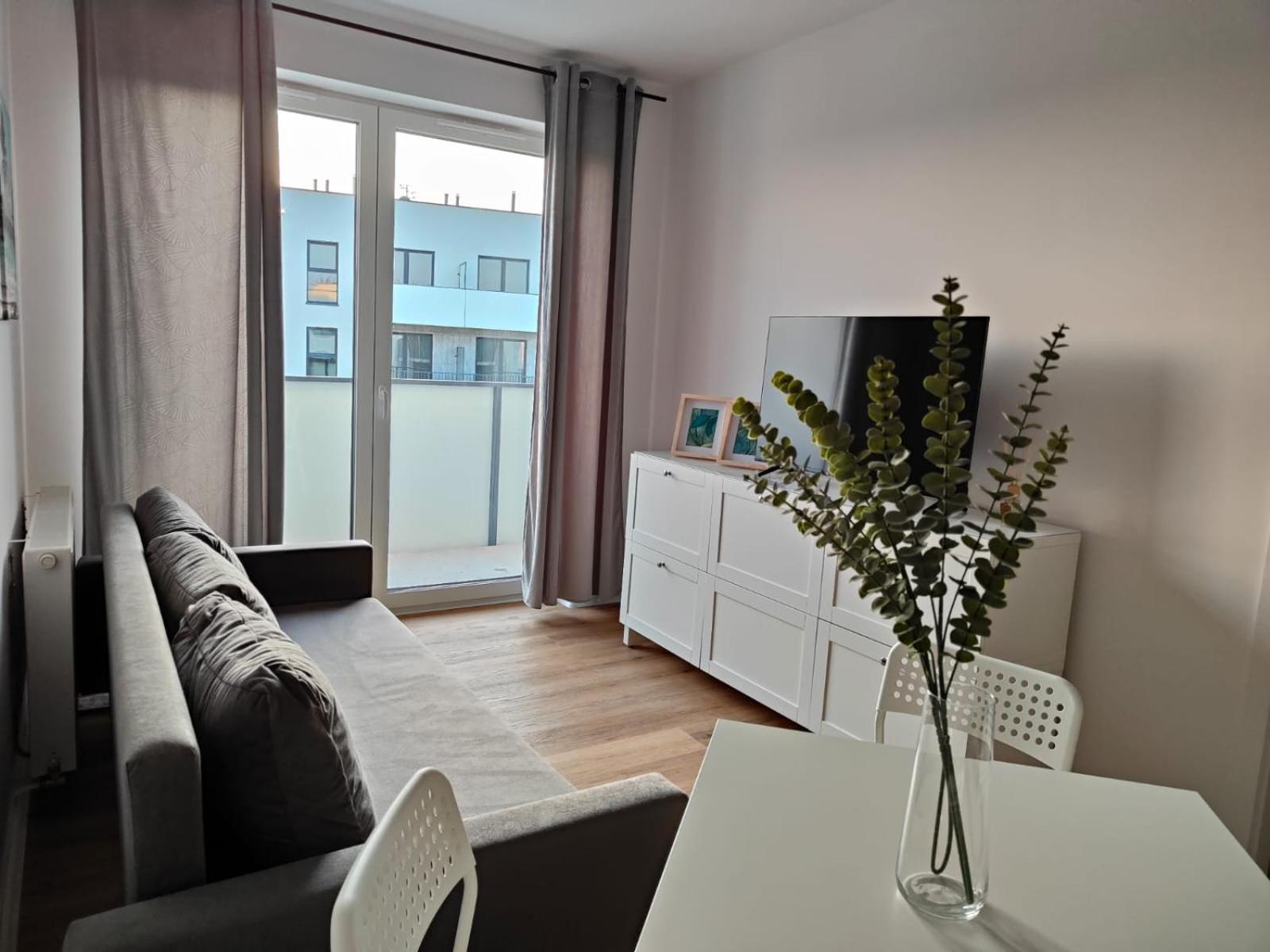 Apartament Dwupokojowy Blisko Onkologii Bromberg Exterior foto